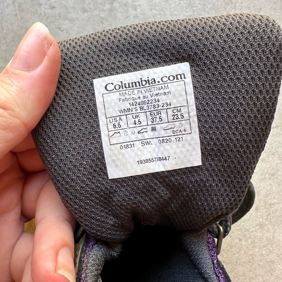 Columbia Hiking Boots - Picture 5 of 6
